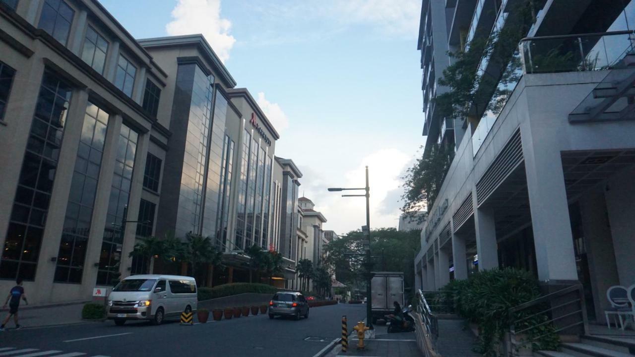 Palm Tree Condos Across Naia3 By Beth Manilla Buitenkant foto