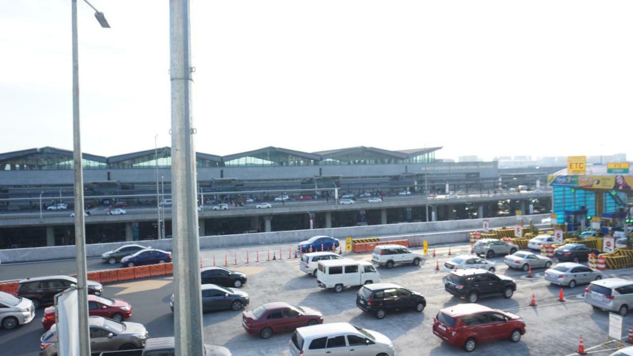 Palm Tree Condos Across Naia3 By Beth Manilla Buitenkant foto