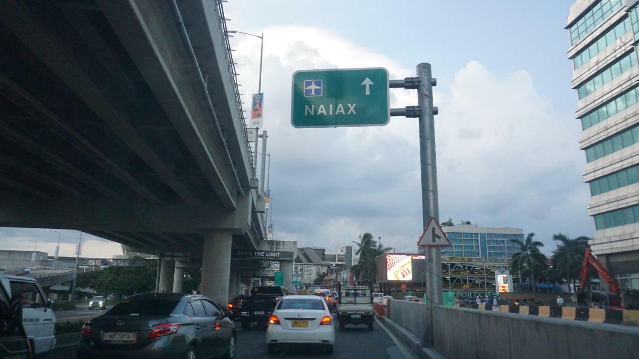 Palm Tree Condos Across Naia3 By Beth Manilla Buitenkant foto